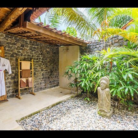 Louka Beach Bali Tianyar Kültér fotó