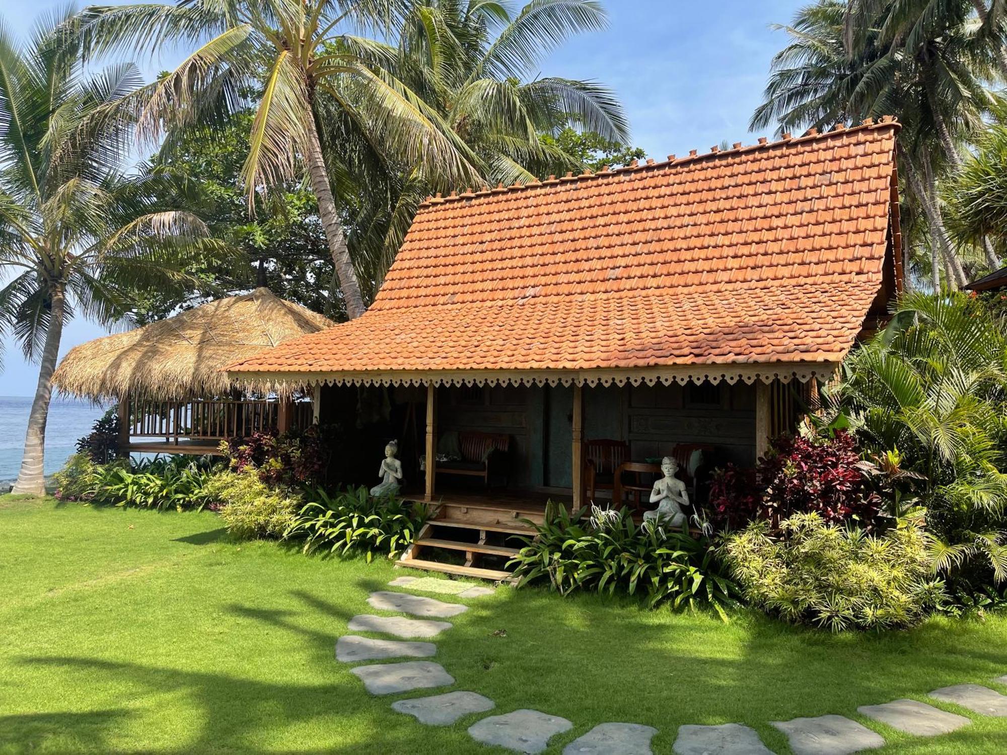 Louka Beach Bali Tianyar Kültér fotó