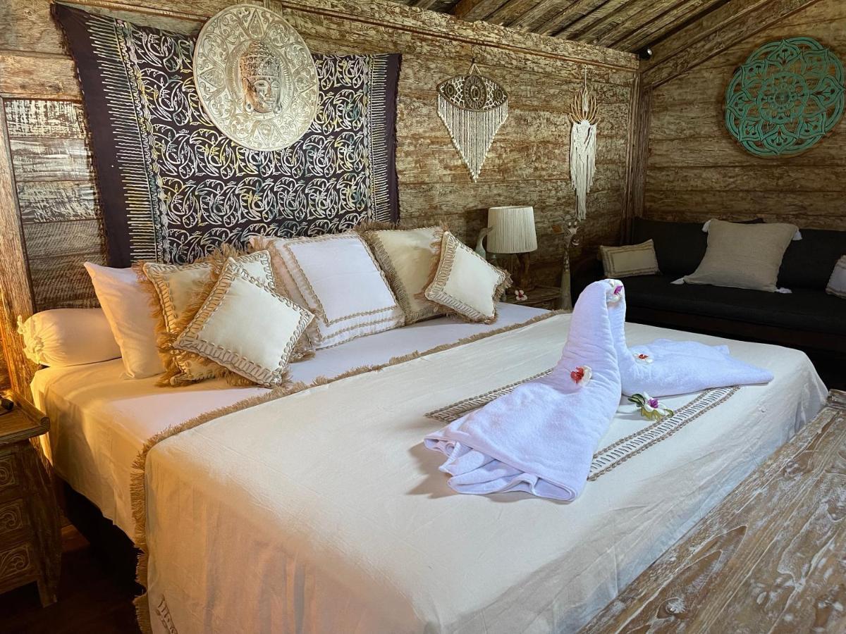 Louka Beach Bali Tianyar Kültér fotó