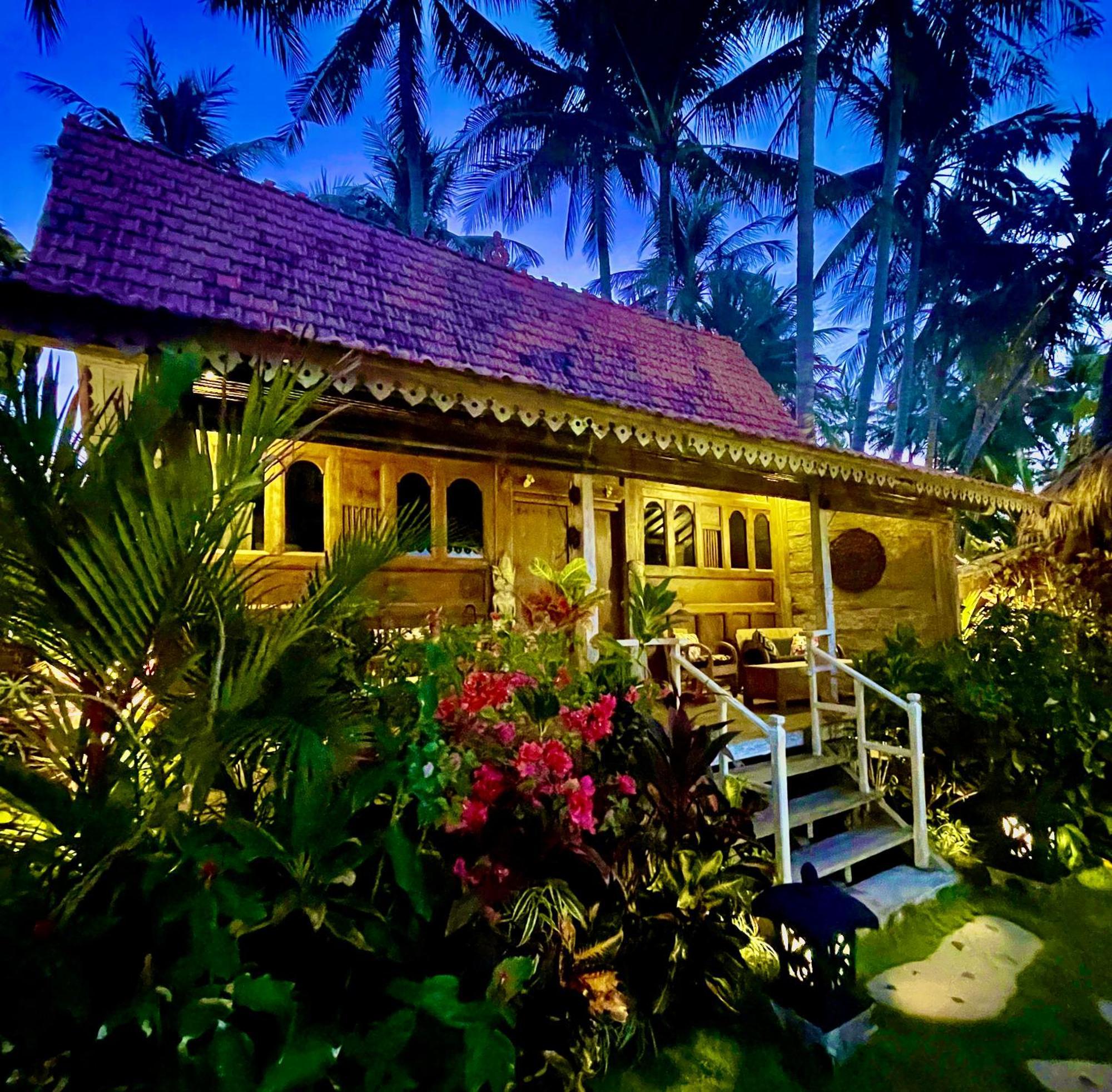 Louka Beach Bali Tianyar Kültér fotó